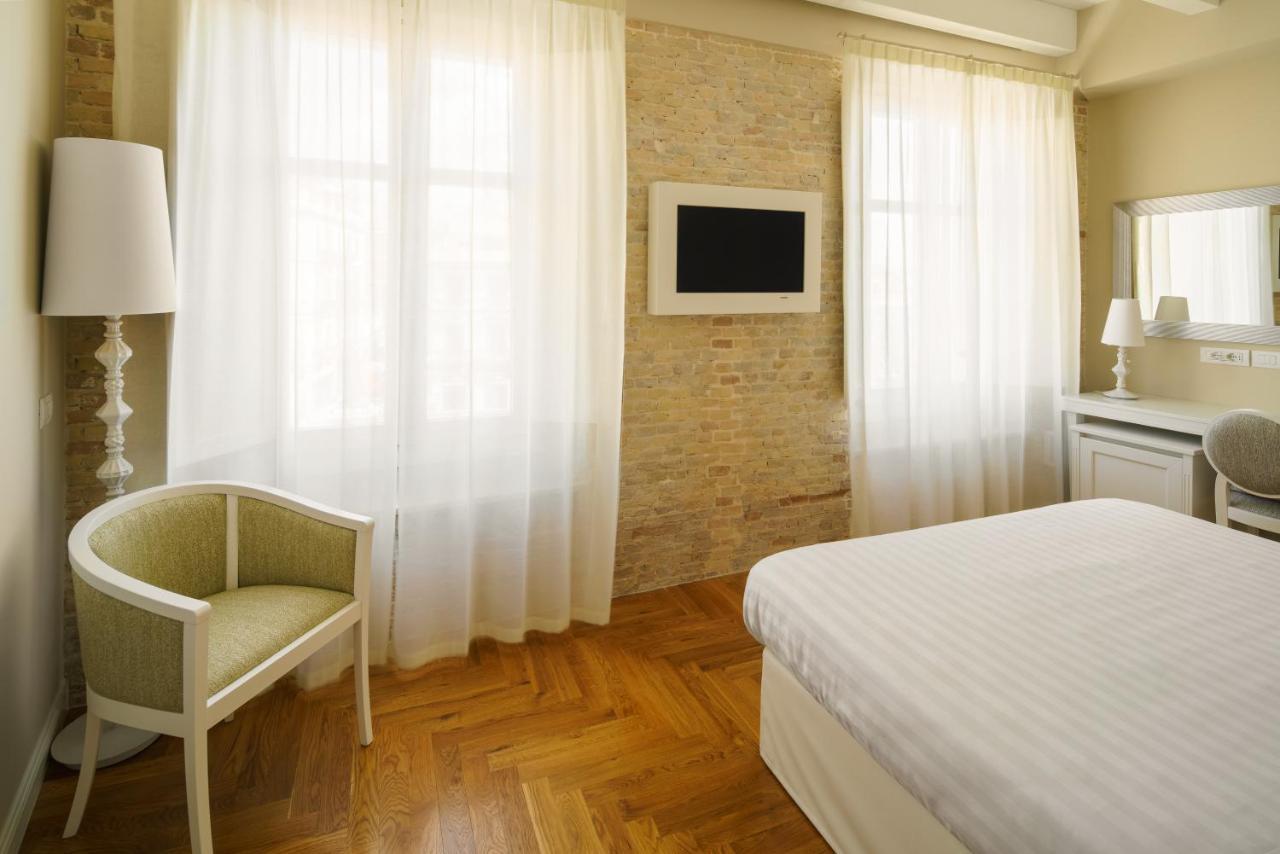 Boutique Hotel Carlo Felice Cagliari Dış mekan fotoğraf